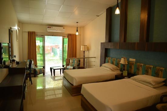 Gargee Gautam Vihar Resort